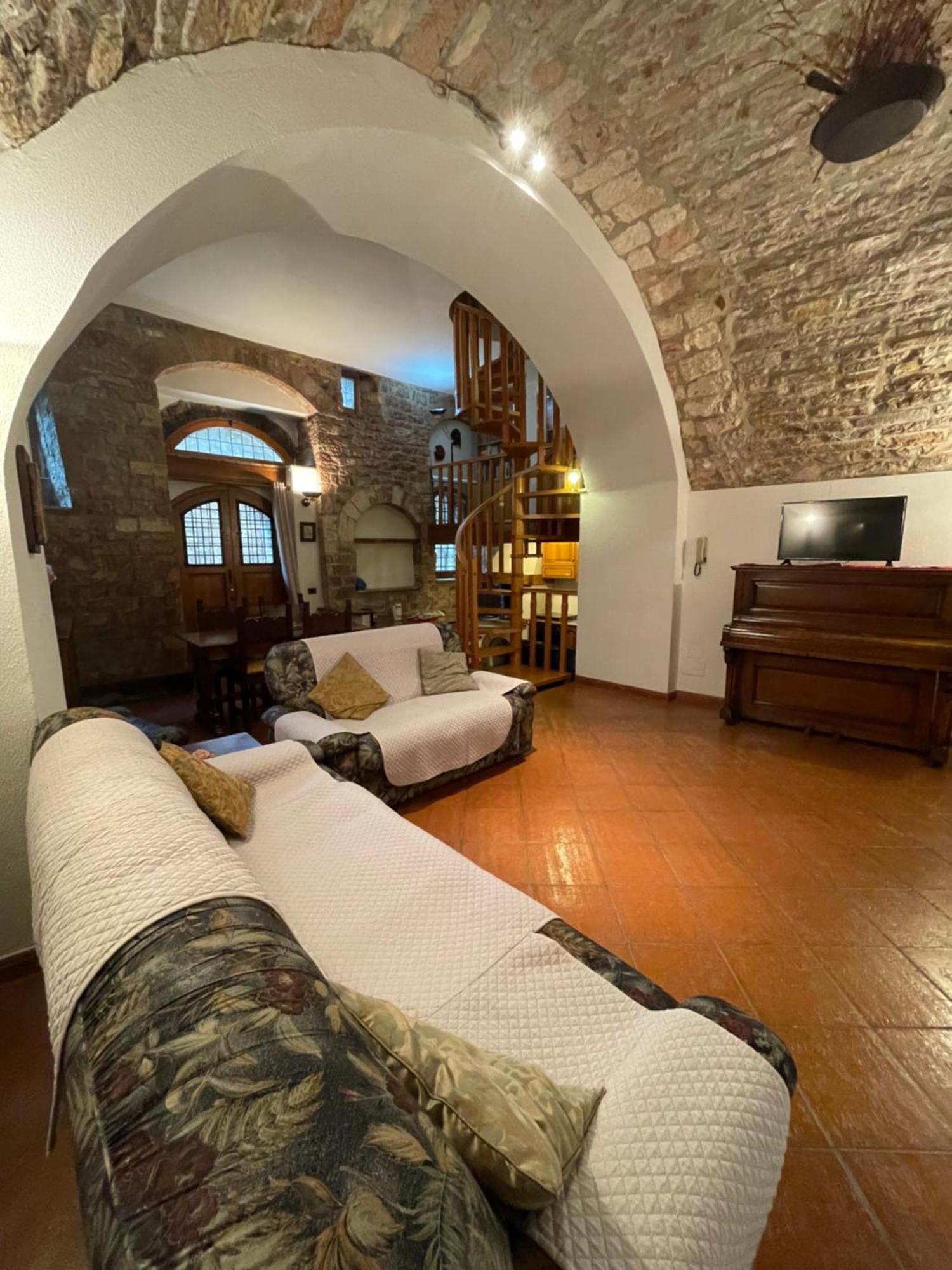 Happy House - Porta San Giacomo Apartment Assisi Exterior photo